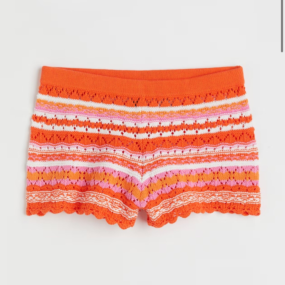H&M Crochet-look shorts in orange/striped